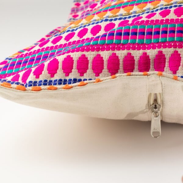 bG9jYWw6Ly9tZWRpYS85Ry9DRC82MFIzMEMxSjZNUzNDRDlHL2RkYmE4YWYzLmpwZw-1.jpg Neon Stripes Lumbar Cushion Cover – 30 x 50 cm