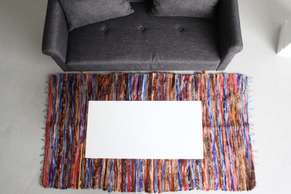 bG9jYWw6Ly9tZWRpYS85Si8wQy82MFIzMEMxRzZHVjMwQzlKL2U5ODg0ZTdmLmpwZWc.jpg Large Recycled Cotton Rag Rug – 105 x 185 cm