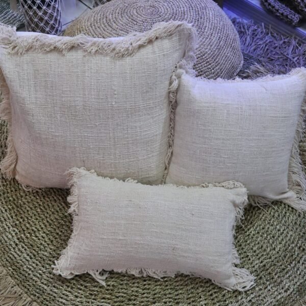 bG9jYWw6Ly9tZWRpYS85Sy80Qy82MFIzMEMxRzZSVDM0QzlLLzVhOGNjODYzLmpwZWc.jpg Linen Lumbar Cushion Cover with Fringe – 30 x 50 cm