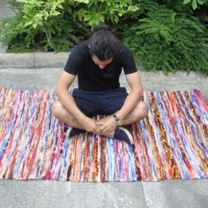 bG9jYWw6Ly9tZWRpYS85Ti8wQy82MFIzMEMxRzZHVjMwQzlOLzk1M2Y0Y2E1LmpwZWc.jpg Large Recycled Cotton Rag Rug – 105 x 185 cm