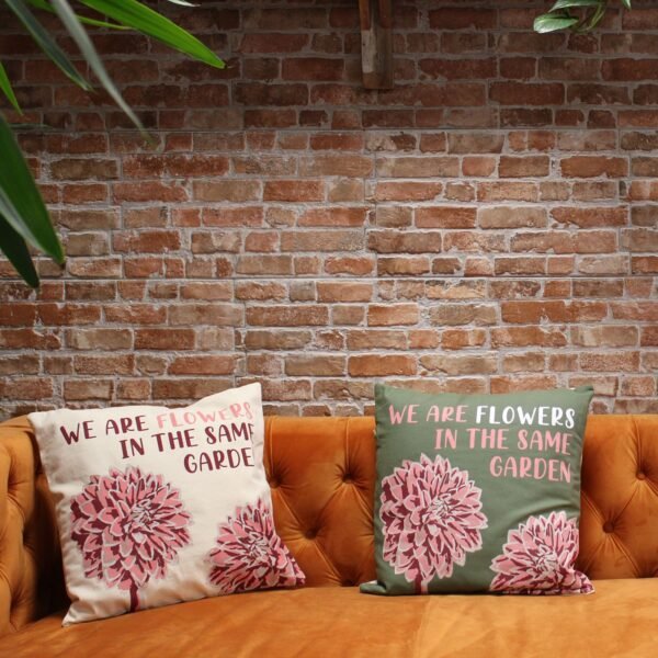 bG9jYWw6Ly9tZWRpYS8xSC9DRS82MFIzMEMxRzZSU0tDRTFILzQ3ZjE0MzYzLmpwZWc.jpg We Are Flowers Printed Cotton Cushion Cover – Olive, Pink & Natural