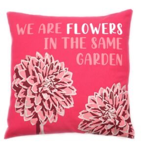 bG9jYWw6Ly9tZWRpYS8xSi9DRS82MFIzMEMxRzZSU0tDRTFKLzNhYzMzYzE3LmpwZWc-1.jpg We Are Flowers Printed Cotton Cushion Cover – Olive, Pink & Natural
