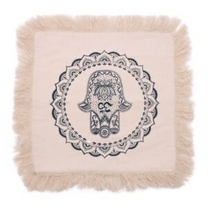 bG9jYWw6Ly9tZWRpYS8xSi9KRC82MFIzMEMxRzZSVDNKRDFKLzJmYjJlYWY0LmpwZWc.jpg Green Hamsa Mandala Cushion Cover – 45 x 45 cm