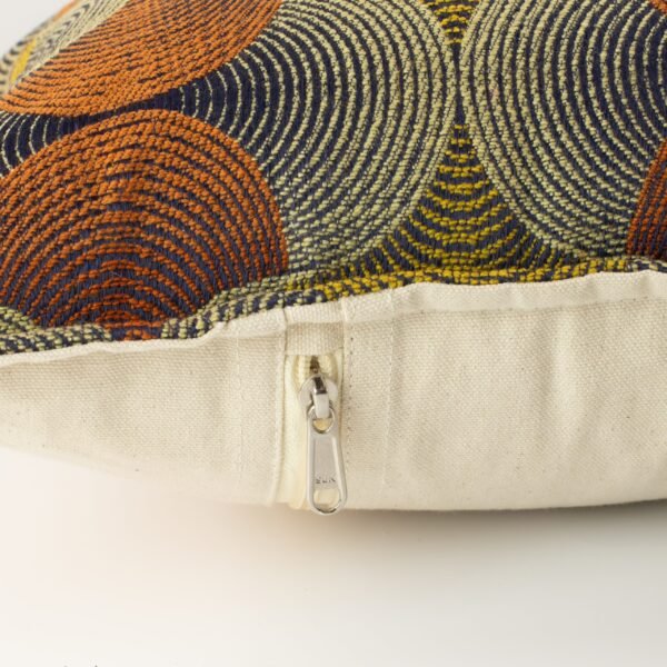 bG9jYWw6Ly9tZWRpYS8xSy9DRC82MFIzMEMxSjZNUzNDRDFLLzQ4MWNlYTFkLmpwZw-1.jpg Urban Swirl Lumbar Cushion Cover – 30 x 50 cm