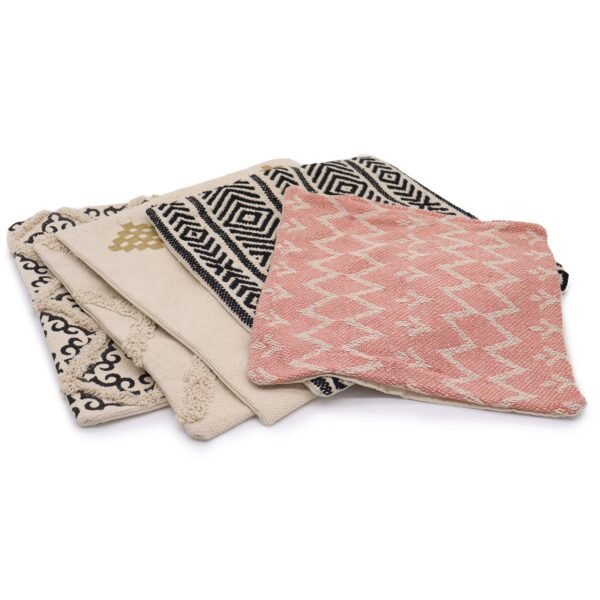 bG9jYWw6Ly9tZWRpYS8xTS80RC82MFIzMEMxRzZSVks0RDFNL2RkYjQwYWMyLmpwZWc.jpg Cream Criss-Cross Cushion Cover – 45 x 45 cm
