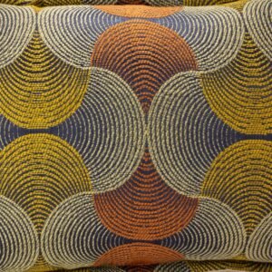 bG9jYWw6Ly9tZWRpYS8xTS9DRC82MFIzMEMxSjZNUzNDRDFNL2MyZmJjMjFjLmpwZw-1.jpg Urban Swirl Lumbar Cushion Cover – 30 x 50 cm