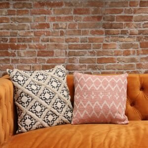 bG9jYWw6Ly9tZWRpYS8xUC80RC82MFIzMEMxRzZSVks0RDFQLzIwNmRlODFkLmpwZWc.jpg Berber Design Cushion Cover – 45 x 45 cm