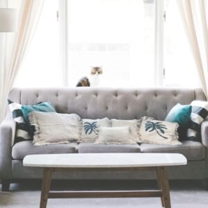 bG9jYWw6Ly9tZWRpYS8xUi80Qy82MFIzMEMxRzZSVDM0QzFSL2Y0Y2M2MTZjLmpwZWc.jpg Linen Cushion Cover with Fringe – 45 x 45 cm
