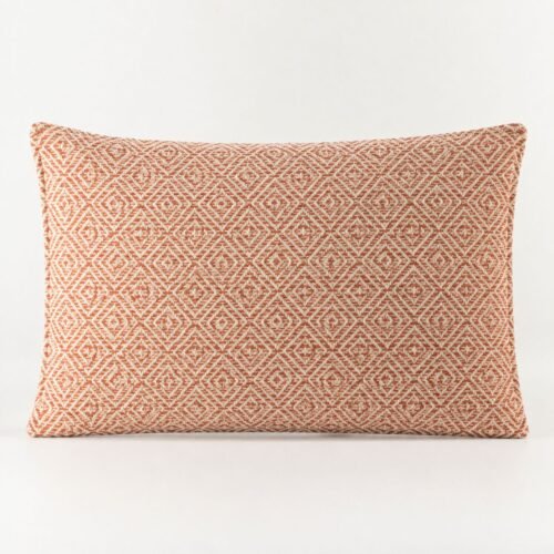 bG9jYWw6Ly9tZWRpYS9ITS9DRC82MFIzMEMxSjZNUzNDREhNLzY2MDJmYzEyLnBuZw.jpg Burgundy Squares lumbar cushion cover, 30 x 50 cm