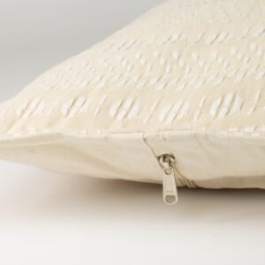 bG9jYWw6Ly9tZWRpYS9IUi9FRC82MFIzMEMxSjZNUzNFREhSL2I3NjE3NDVjLmpwZw-1.jpg Soft Stone Cushion Cover – 60 x 60 cm