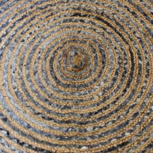 bG9jYWw6Ly9tZWRpYS9TSC84Qy82MFIzMEMxRzZNVzM4Q1NILzM3ZGU1YjRjLmpwZWc.jpg Round Jute & Recycled Denim Rug – 150 cm