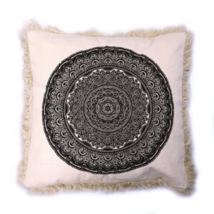 bG9jYWw6Ly9tZWRpYS9TUy80Qy82MFIzMEMxRzZSVDM0Q1NTLzVlYmMwYmQzLmpwZWc.jpg Black Traditional Mandala Cushion Cover – 45 x 45 cm